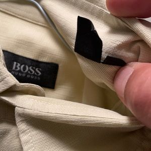 Boss casual nice linen light olive in color